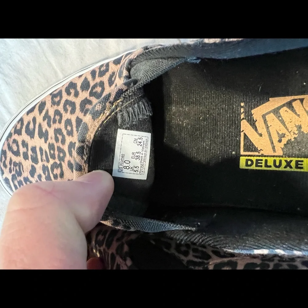 Vans - Picture 3 of 3
